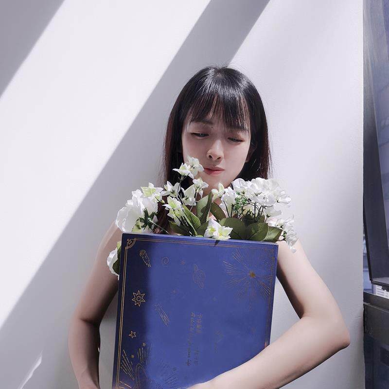 高档明星名盒权定制情侣礼情人圣诞礼物浪漫创意冠女生日毕业纪念