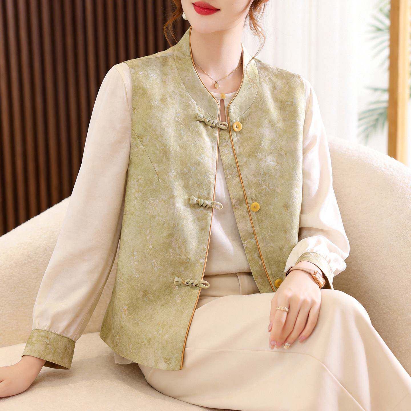 新中式妈妈春装套装2026新款中老年女印花国风真丝马甲上衣两件套