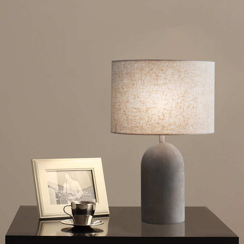 北欧现代时尚百搭客厅卧室布艺灯  简约复古工业风创意水泥台灯