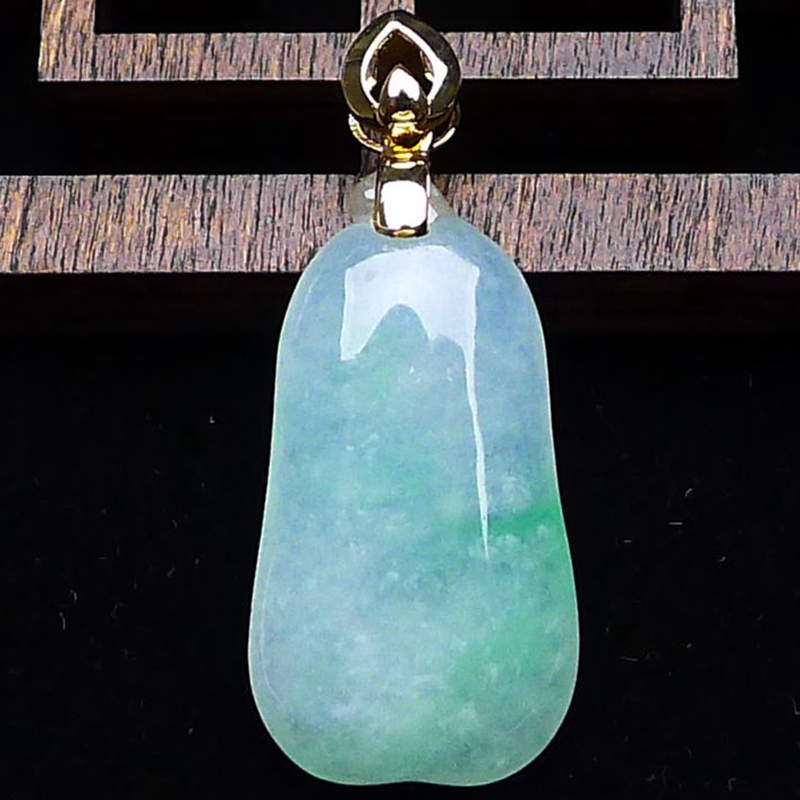 缅甸冰种翡翠吊坠福瓜老坑A货18K金镶玉男女款玉石挂件2.56g