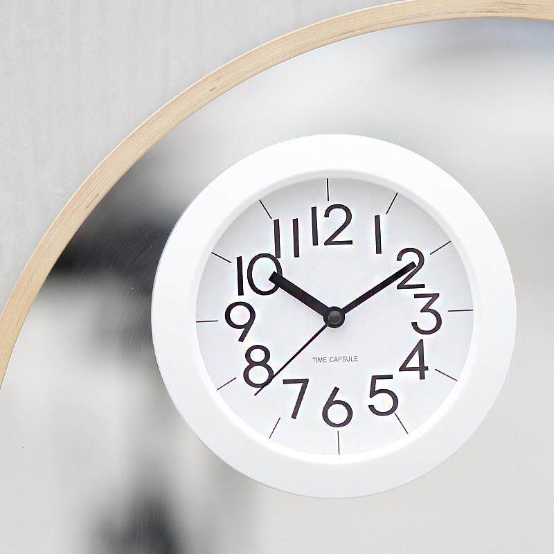 个性简约现代浴室钟 钟防水静音家用厨房钟表时尚吸盘创意迷你小