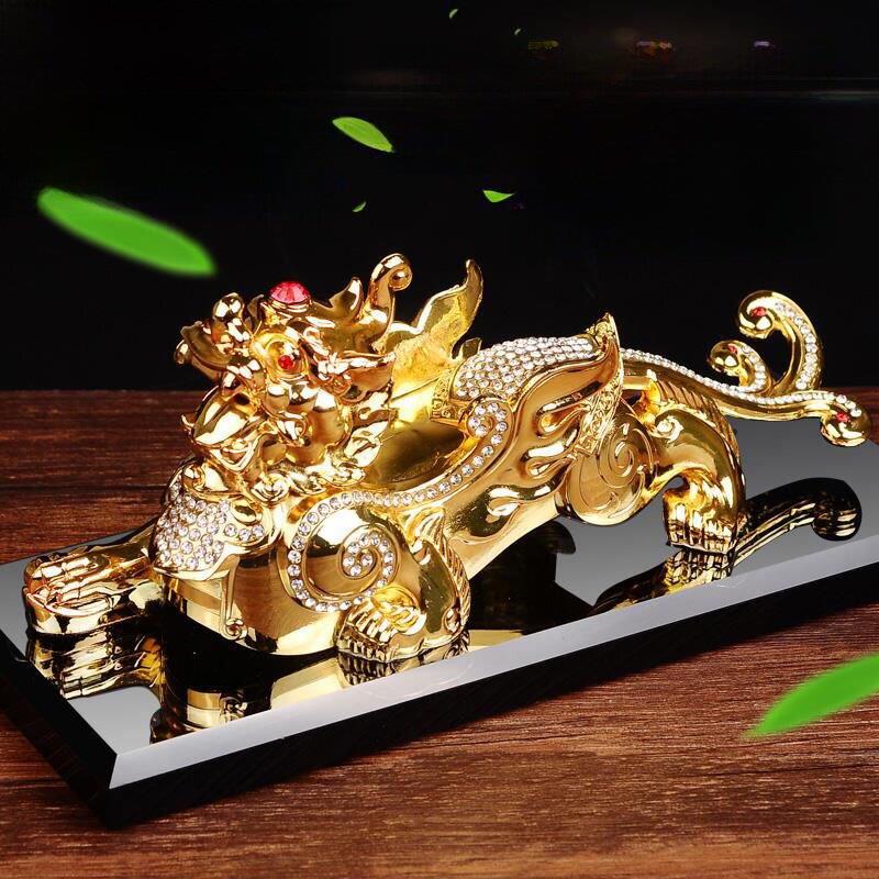 采购产品汽车饰品，汽车香水装饰，皮绣，汽车中控台配件，财富与