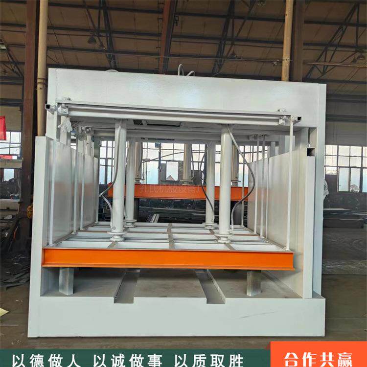 滚轮式冷压机设备100吨分段式压板机钢制防火门压门机现货