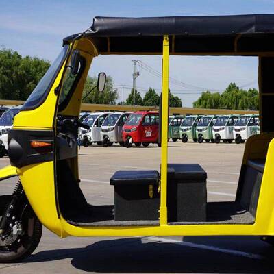 TUKTUK载客三轮摩托车突突车跨境bajaj燃油嘟嘟车工厂直销