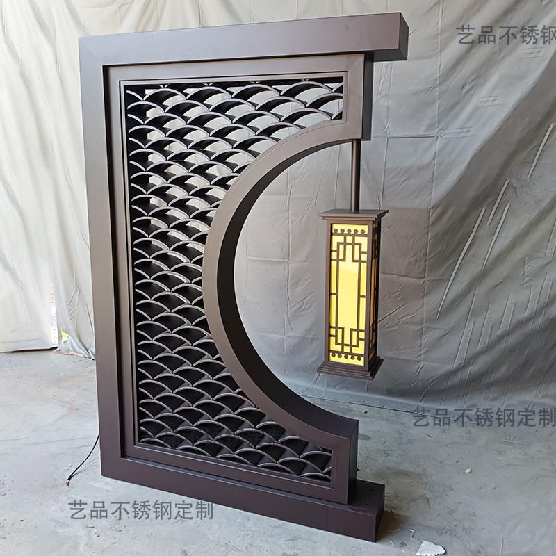 高端定制不锈钢屏风半月形瓦片金属隔断花园格栅中式园林别墅景墙
