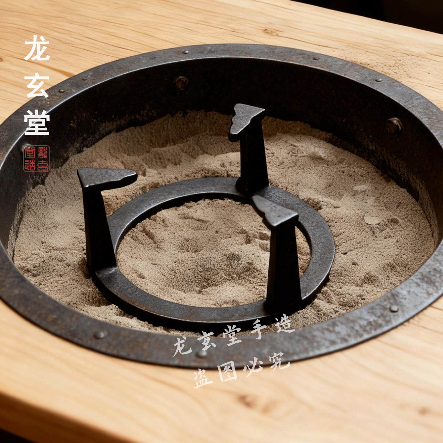 铸铁三脚架伍德炉架子火盆三角架铁壶炉架加厚加大炭炉碳烤支架