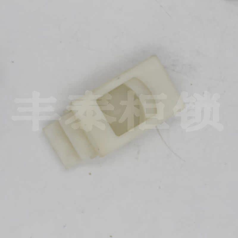 塑料弹簧扣锁MS735拉动推动门锁电柜配电箱机柜插销门锁725暗箱扣