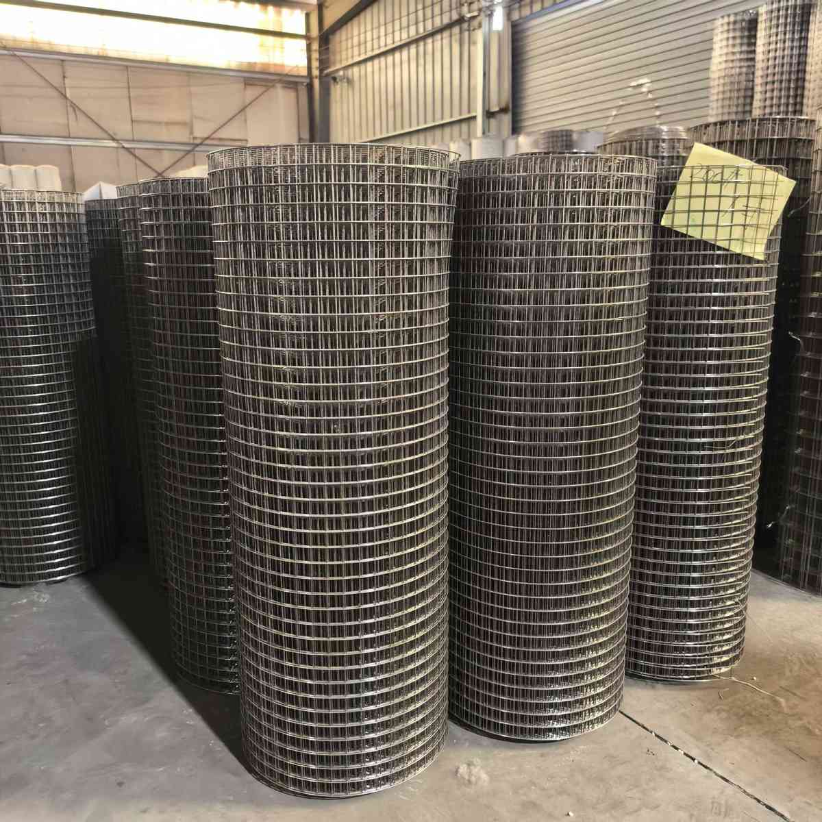 不锈钢50.8mm金属养殖电焊网厂家批发304防腐金属网钢丝网现货