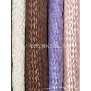 哑光pu人字纹绣花皮革 车线绗绣间棉弹力绣人造革 箱包鞋材面料