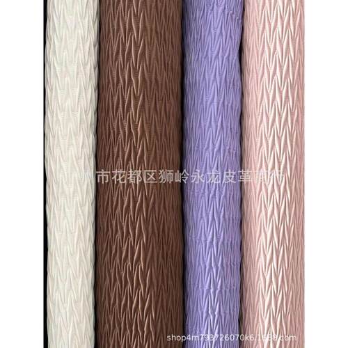 哑光pu人字纹绣花皮革 车线绗绣间棉弹力绣人造革 箱包鞋材面料