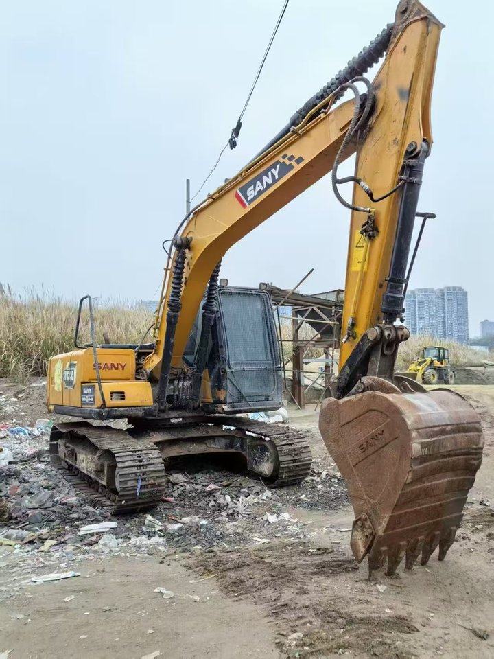 1月20日宜昌三一牌SY135C型履带式液压挖掘机一台（出价即进入倒计时）网络拍卖公告