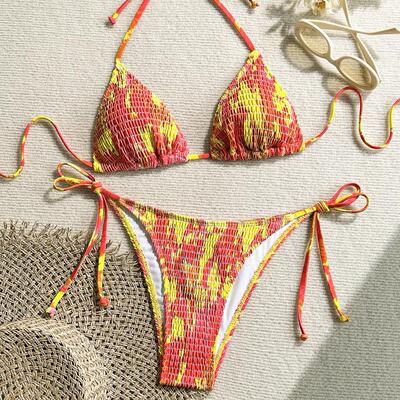 Embracing craft, color block printing, hanging neck strap,