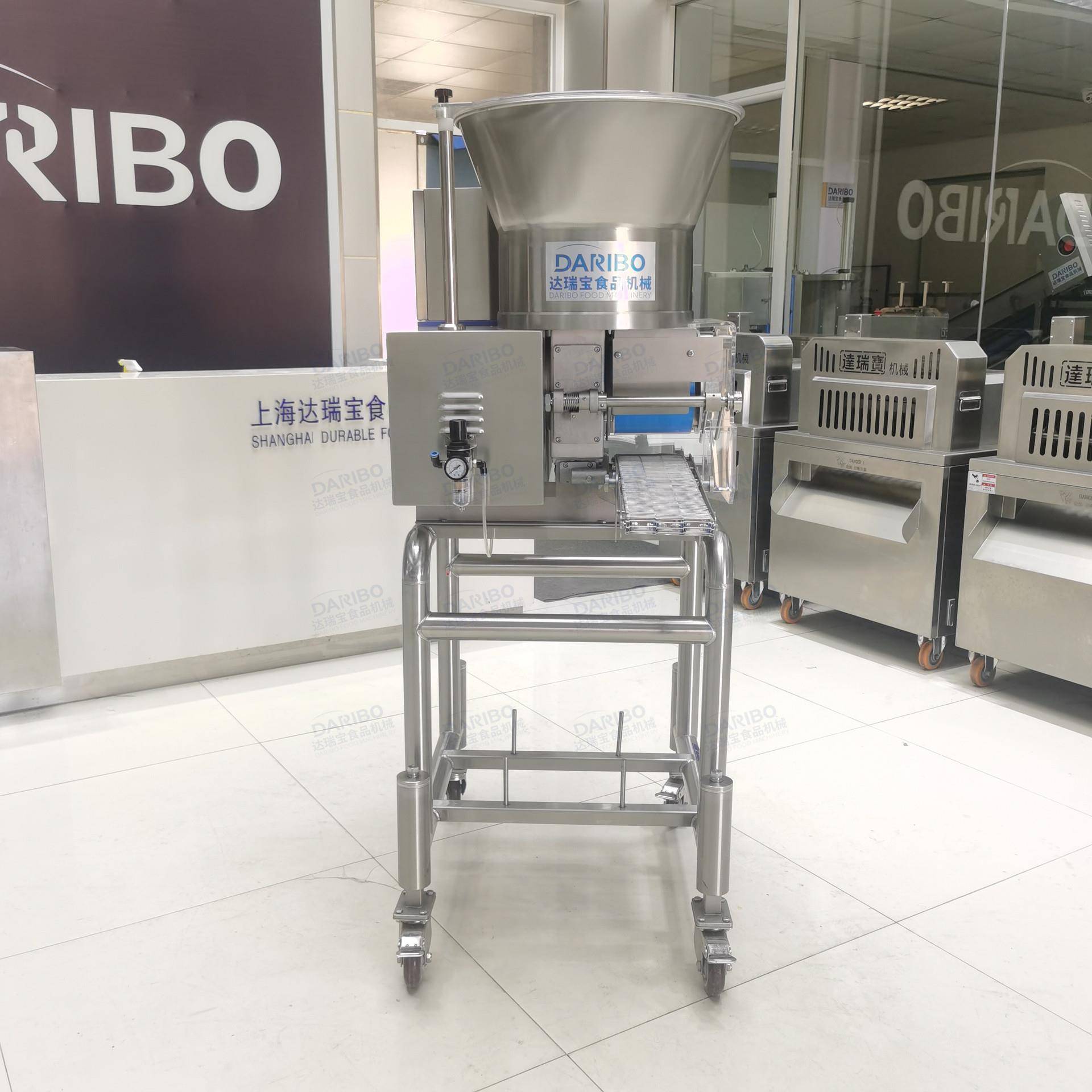 *新型鱼饼成型机汉堡牛肉饼生产设备麦乐鸡块虾饼猪肉饼成型机