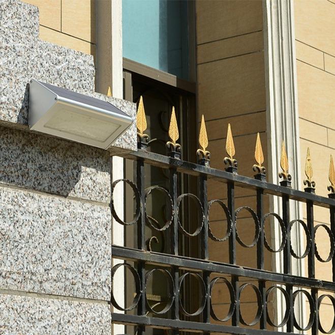LED太阳能灯户外庭院灯饰感应灯铝合金外壳家用高亮度高质感壁灯