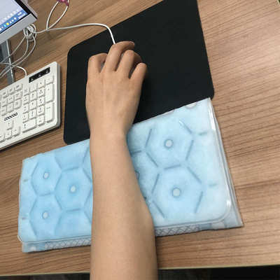 厂家直供PCM相变材料冰垫冰枕 办公室冰坐垫 透气不闷热 降温冰垫