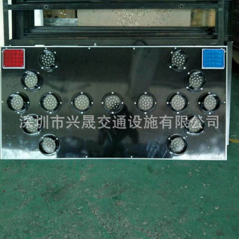 施工车箭头牌厂家现货 工厂诱导牌1200*400mmLED太阳能诱导牌