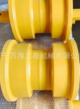 D155A-8单边支重轮17A-30-00612t17A-30-15111