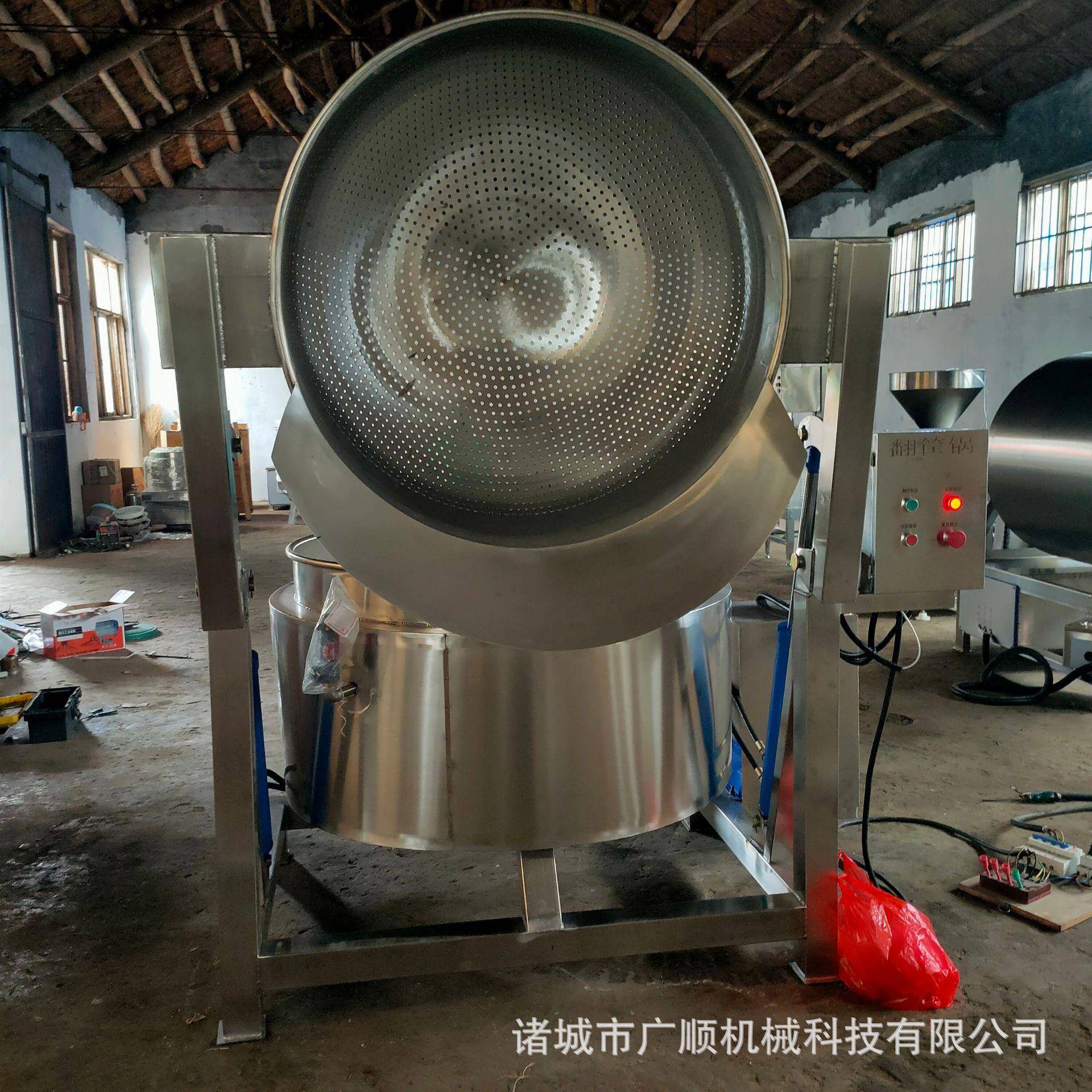 猪头肉卤煮夹层锅 辣椒酱炒制可倾式夹层锅 蒸汽款夹层锅