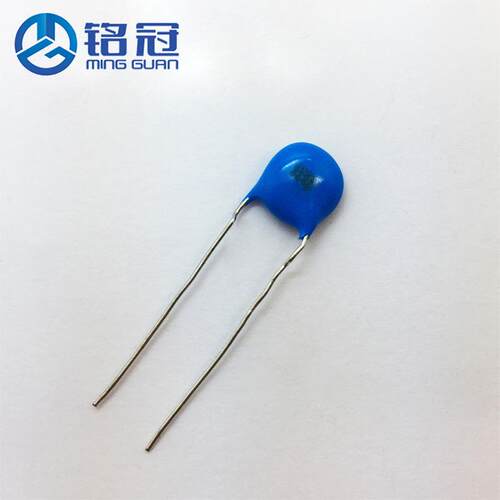 厂家直销Y2陶瓷安规电容器JNC 250VAC821M 0.0001UF 820PF P7.5MM