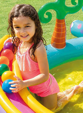 intex57135儿童充气游泳池滑梯加厚喷水池海洋球池家用宝宝戏水池