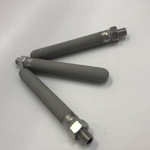 加氢反应釜用钛棒滤芯金属烧结滤芯啤酒发酵罐碳棒滤芯