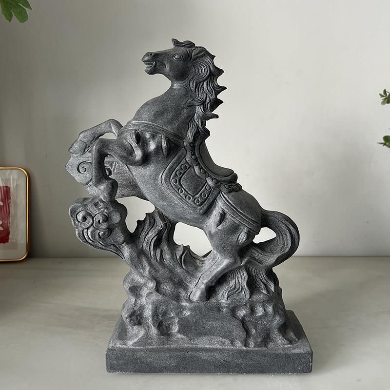 青石头马摆件石雕石刻马到成功工艺品摆件天然石材石头雕刻石马