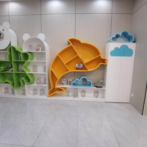 创意儿童书房鲸鱼墙饰墙上置物架客厅装饰品壁饰幼儿学校挂件书架