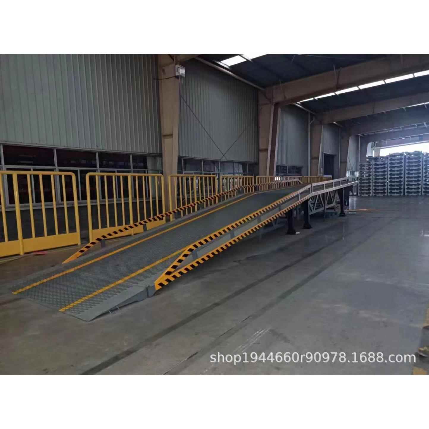 移动式液压登车桥叉车集装箱装卸平台卸货神器登高装车升降台斜坡