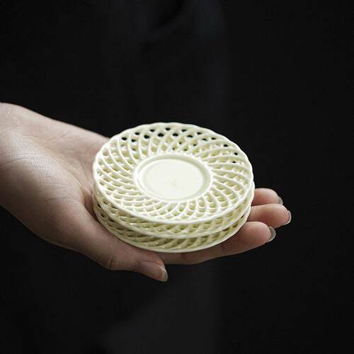 新款直销 轻奢嫩黄陶瓷杯垫茶杯托防烫茶托隔热茶垫杯碟 茶道配件