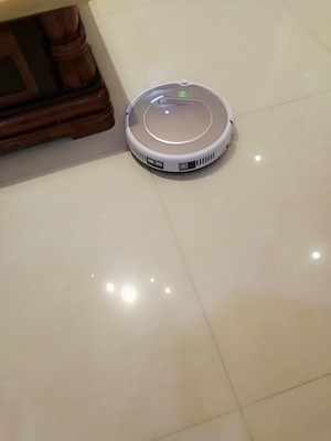 科沃斯扫地机器人与石头T61扫地机器人哪个好，功能区别在哪里？价格多少？