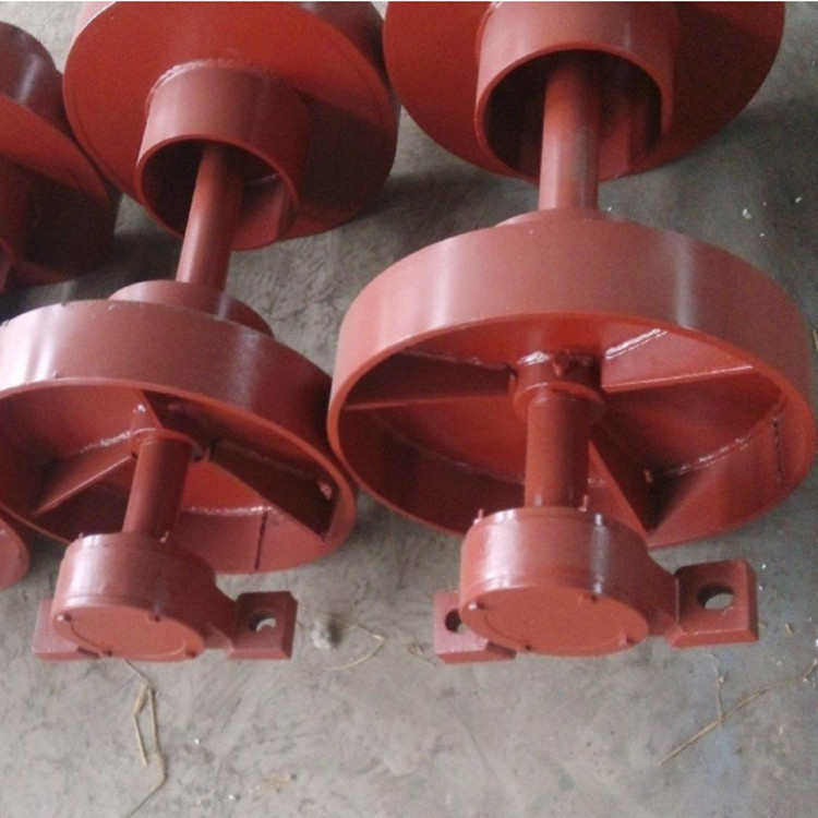 皮带机压带轮大倾角带式输送机配件皮带机压带轮皮非标件