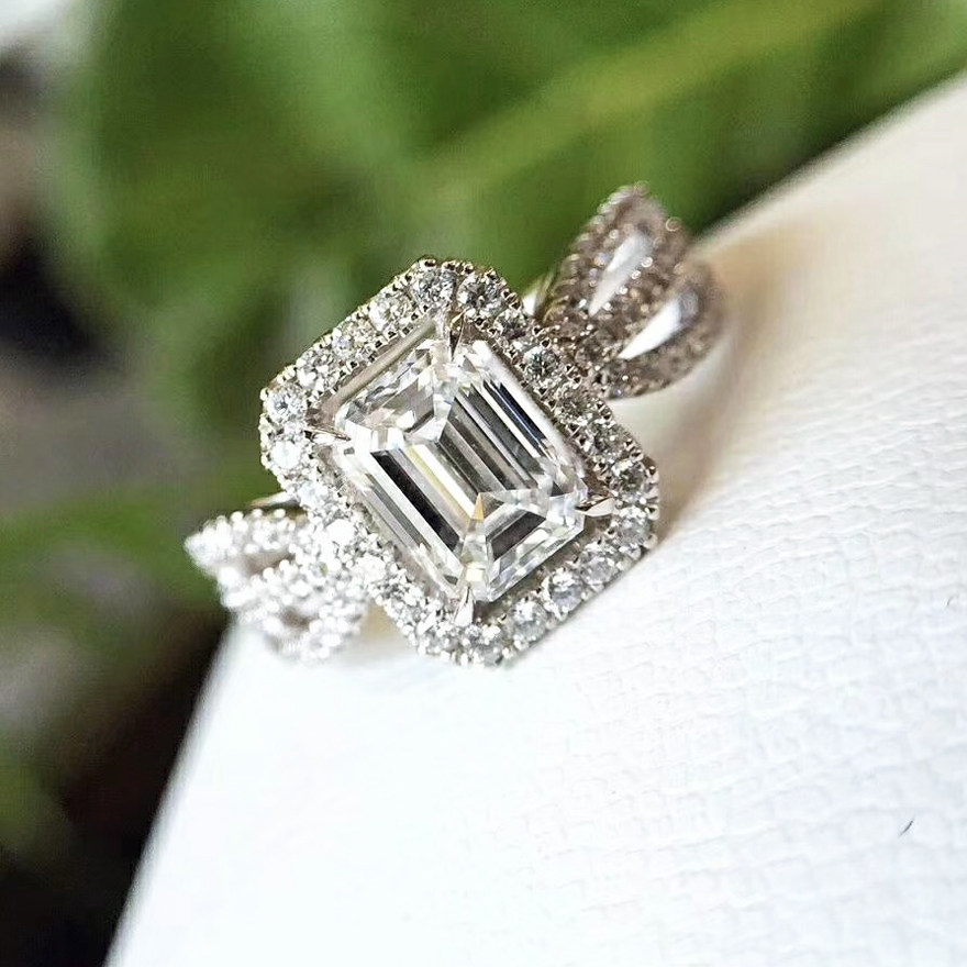 1克拉G色VVS2净度EX VG无荧光祖母绿切割钻石GIA证书18K定制戒托