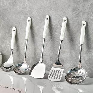 Silicone spatula, stir-frying pan, slotted spoon kitchen set