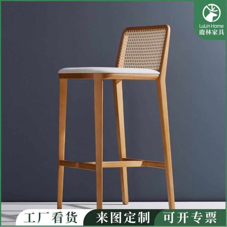 实木酒吧椅设计师创意高脚椅前台接待吧台椅藤编椅背岛台椅