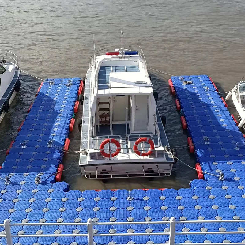 码头塑料方便滚筒栈道水上浮桥浮筒浮筒好pe 浮桥水上性稳固承重