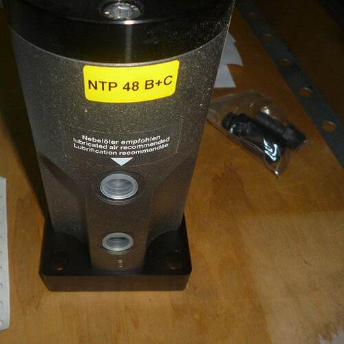 Netter振动器NTK 40 NF可用于工业制造中的脱泡与除气
