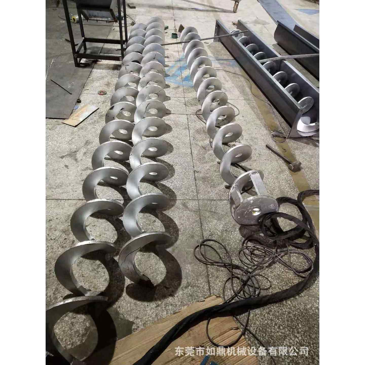 厂家生产污泥输送机 不锈钢U型料槽粉料水平输送机3吨/小时产量供
