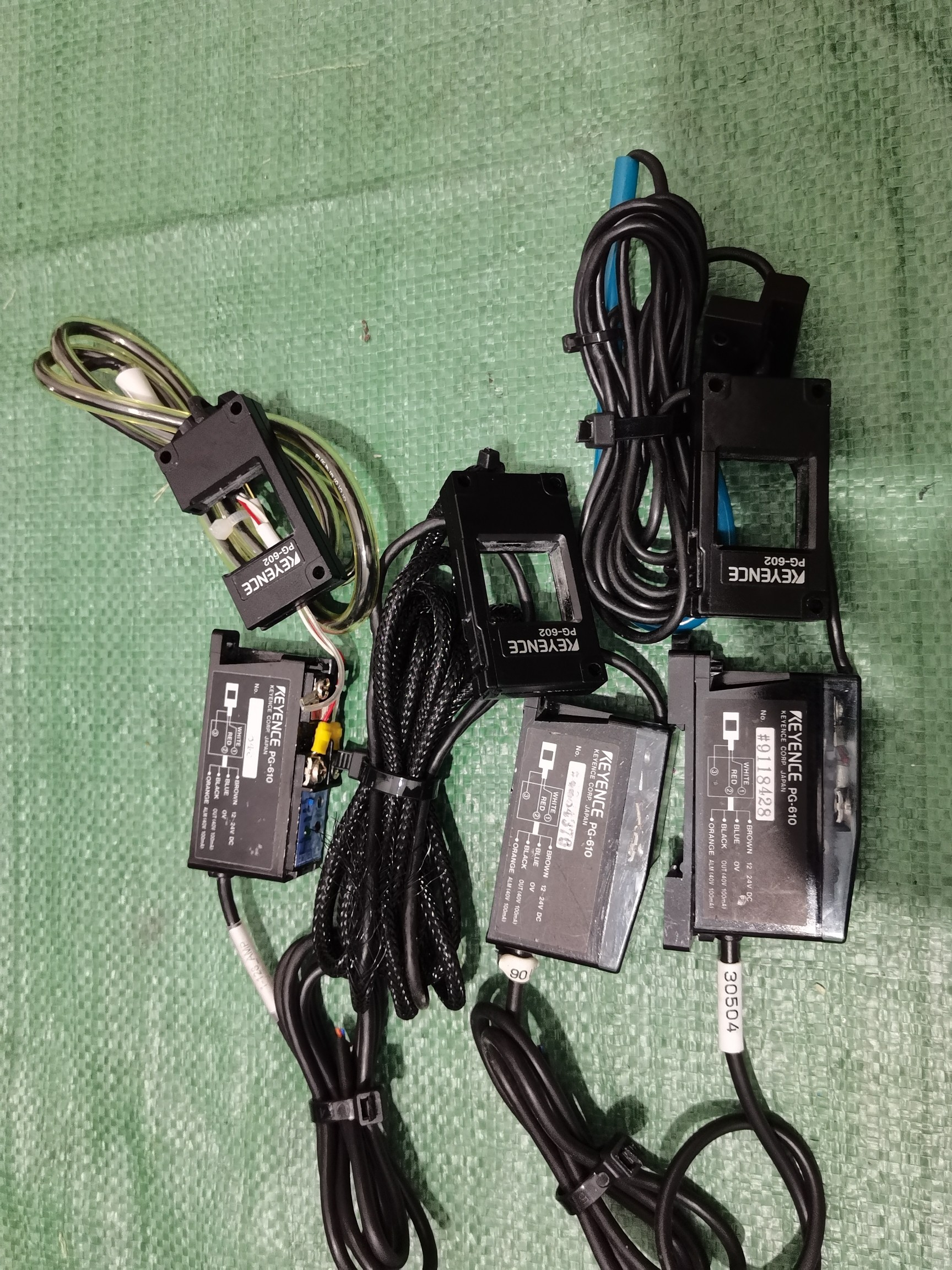 基恩士KEYENCE PG-602/610传感器，拆机品，成