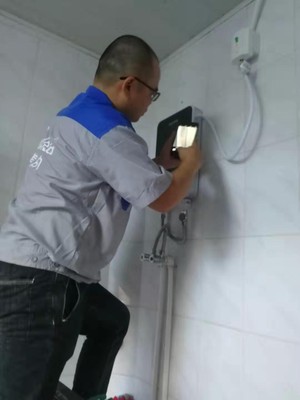 AUX/奥克斯 DSK-85C20即热式电热水器怎么样,使用2个月后感受,不忽悠揭秘真相!!