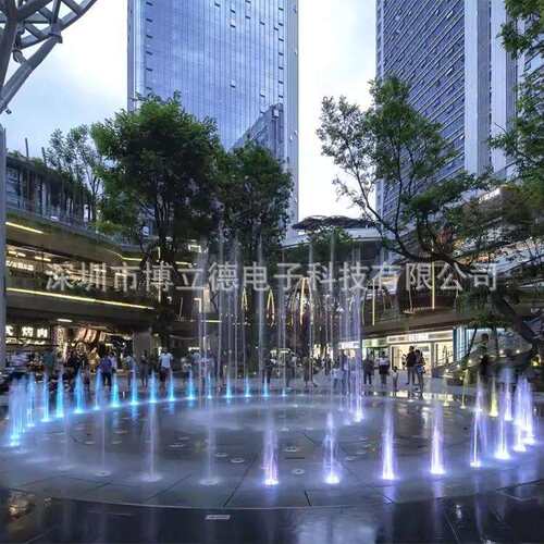 音乐喷泉设备大型人工湖全套设备厂家发货施工安装户外广场