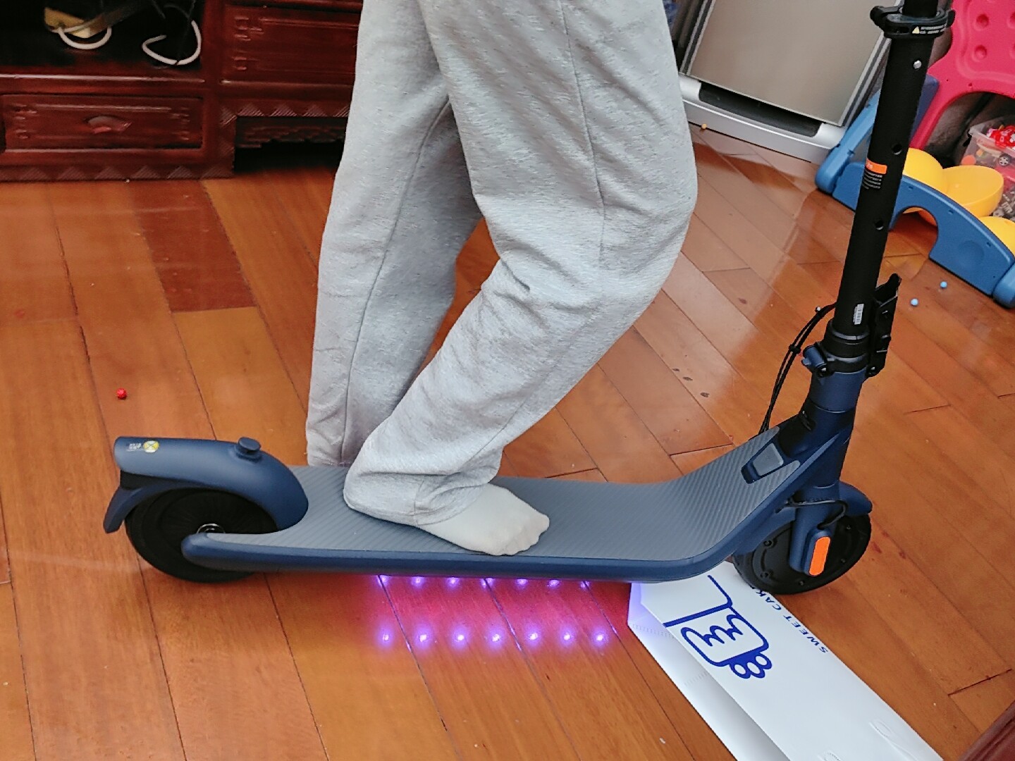 Электросамокат Ninebot C2 Pro: обновленный дизайн, умный транспорт для детей и подростков, легкий, складной, с Bluetooth-колонкой и атмосферной подсветкой photo review