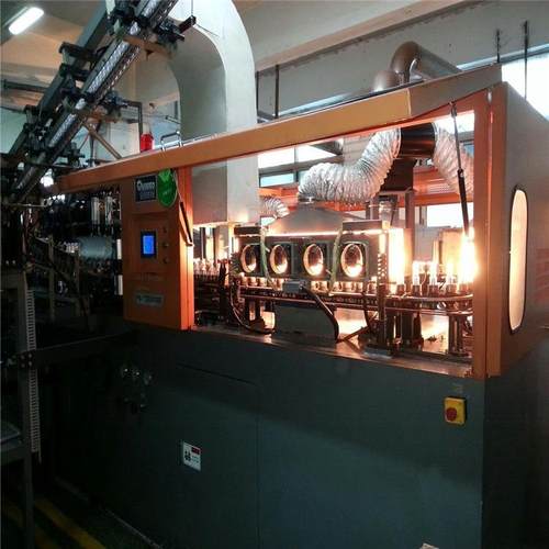 购销二手pet全自动吹瓶机一出四饮料瓶苏打水设备瓶胚吹伺服塑机