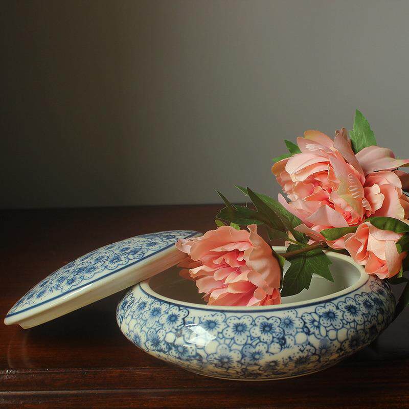 Ceramic, blue and white porcelain, rouge box, jewelry box, storage box, ancient and classical Chinese style decorative box, ornaments thumbnail 6