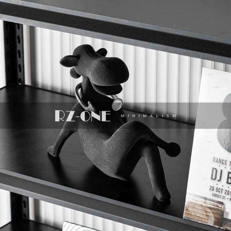 现代客厅电视柜酒柜黑胶片酒店样板间开放格书架高级感软装摆件