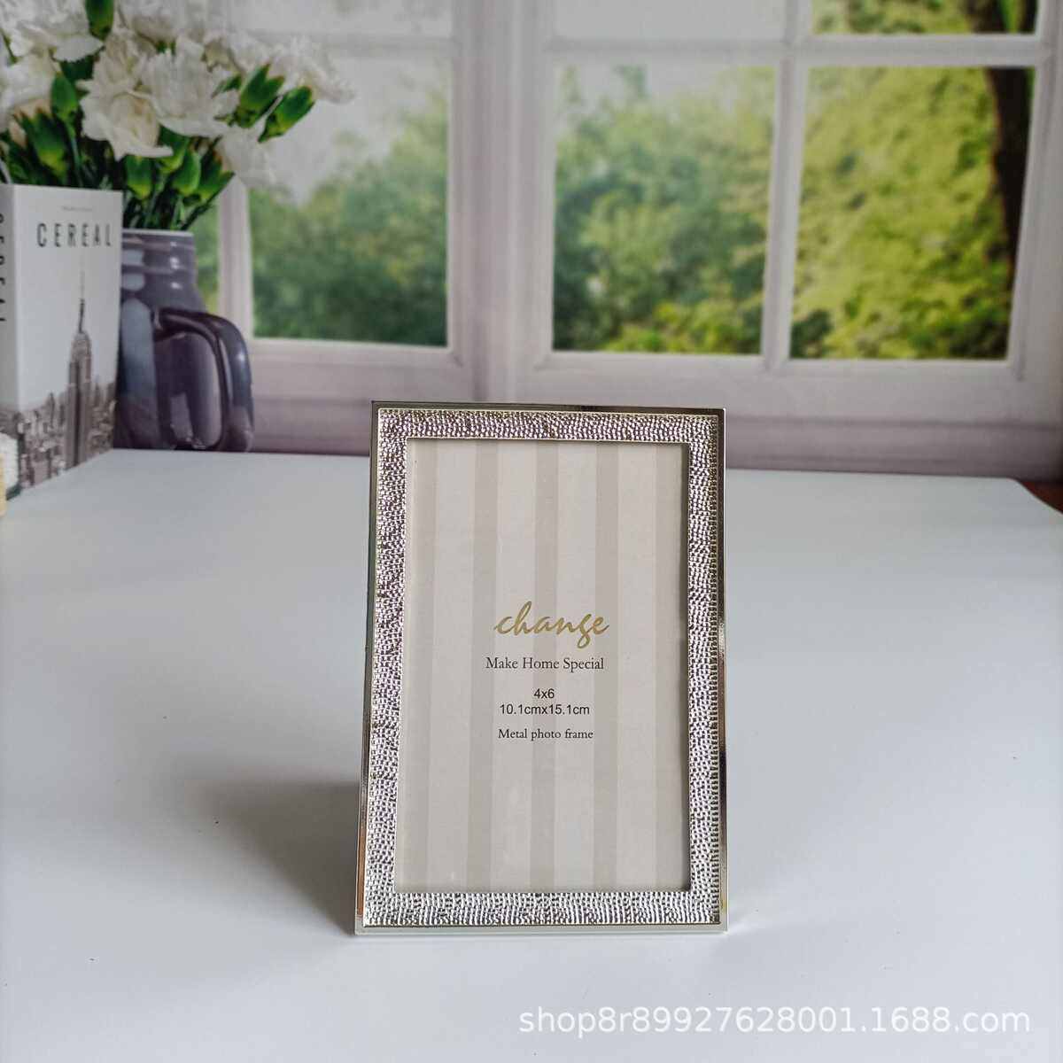 环保时尚简约银色金属相框摆台，简约相框摆台,家居饰品,相框/画框,淘宝优惠券,粉丝福利购,淘宝优惠卷