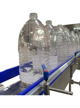 5L矿泉水灌装机机器3-10L瓶装水灌装设备直线式三合一全自动灌装