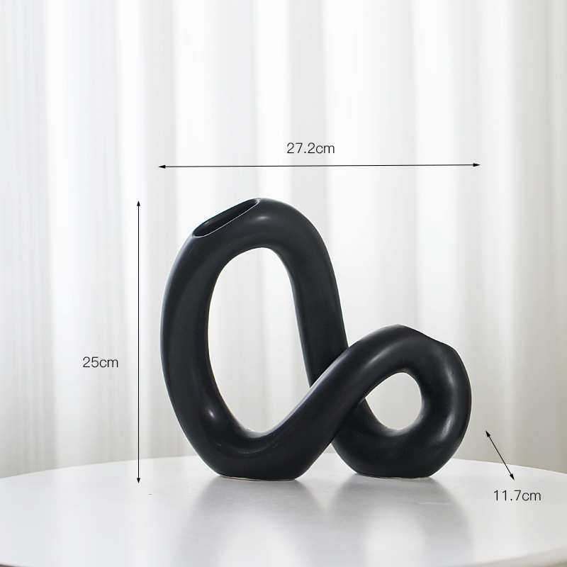 奶油桌面装饰品创意光奢礼品客厅风轻花瓶摆件家居陶瓷哑工艺品