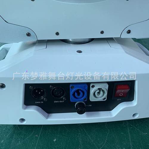 36颗10W4合1 RGBW led调焦摇头染色灯舞台演出婚庆灯光酒吧光束灯