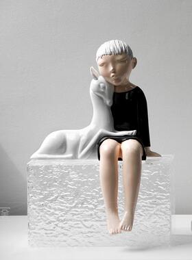 现代约极简风简创意抽物象人摆件样板房售楼部入户装玄FSB724关饰