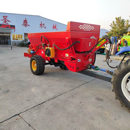 加工不同规格撒粪车柴油三轮3立方撒粪机干湿粪肥抛洒车
